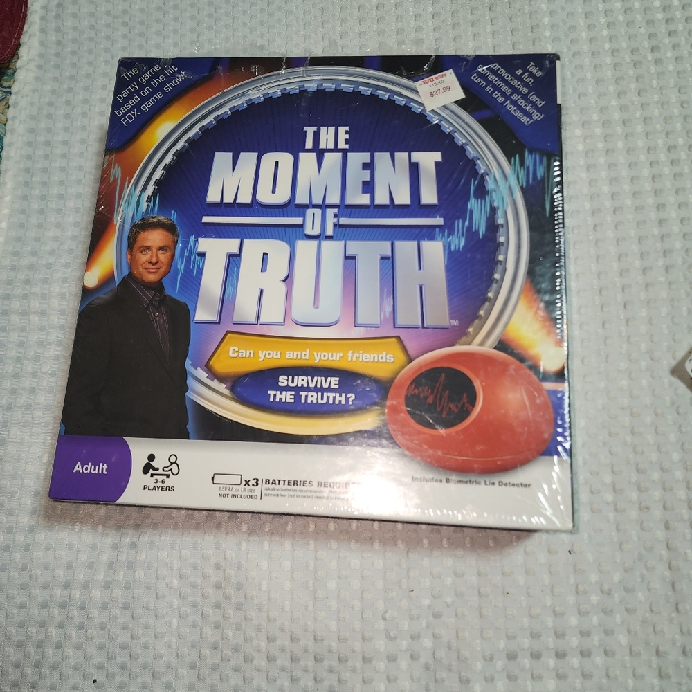 LIGHTHEARTED NWT THE MOMENT OF TRUTH GAME 2008